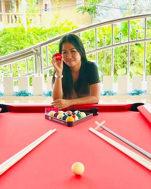 Elephant Sports Bar And Accommodation Phuket Bagian luar foto